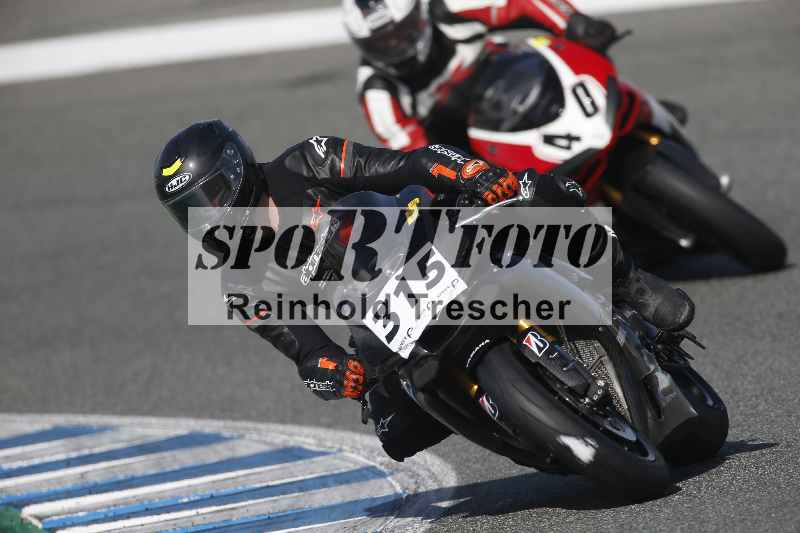 /Archiv-2024/02 29.01.-02.02.2024 Moto Center Thun Jerez/Gruppe gruen-green/315